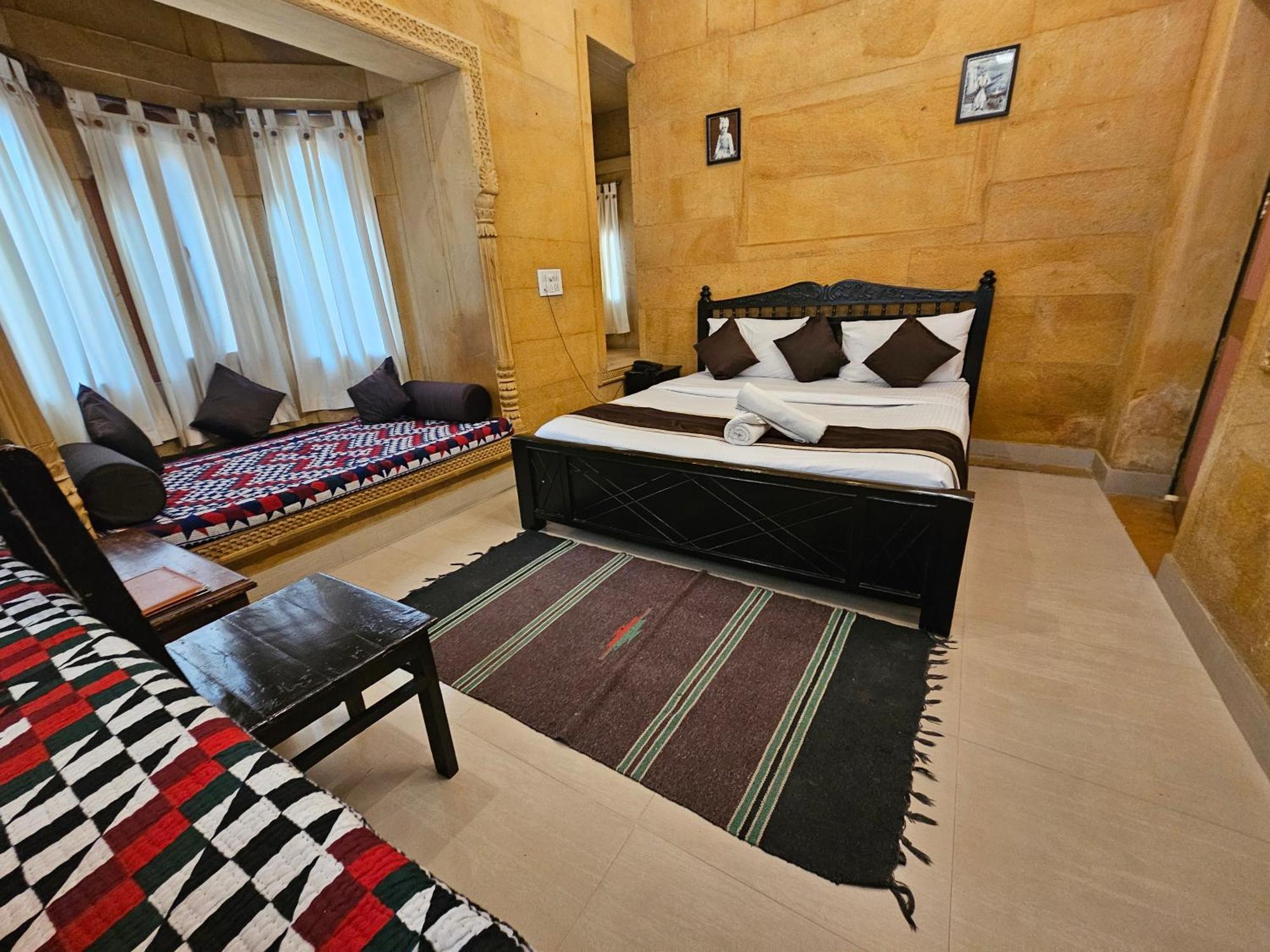 Hotel Royal Haveli Jaisalmer Exterior photo