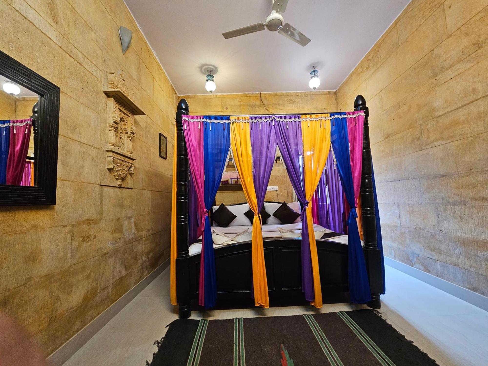 Hotel Royal Haveli Jaisalmer Exterior photo